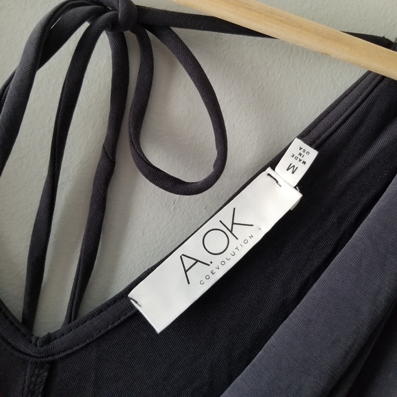 A.OK Coevolution Gray Cold Shoulder Romper Medium - Picture 5 of 6